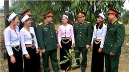 Tổ chức gặp mặt, giao lưu điển hình tiên tiến trong xây dựng nền quốc phòng toàn dân vào ngày 19-12